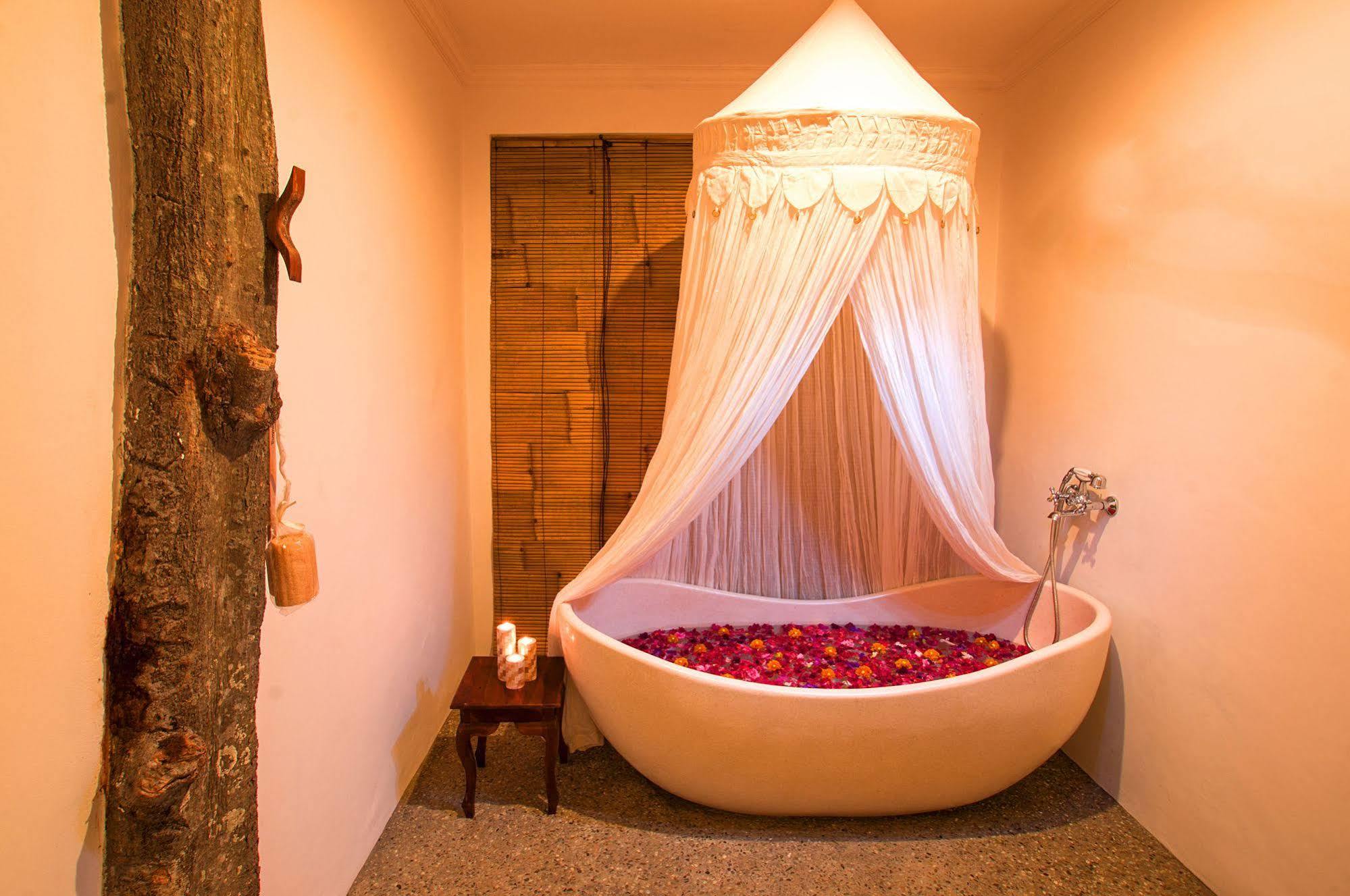 Indo Rumah Zengarden Pabean Buleleng エクステリア 写真